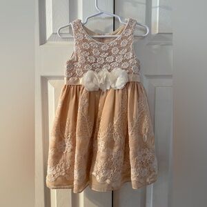Sweet Heart Rose Floral Lace Kids Dress in Cream and White